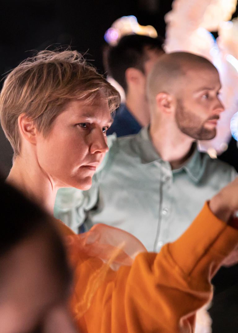 VÅR DAG, dansare: Laura Lohi, Samuel Denton och Maria Pilar Abuarrea Zardoya, foto: Tilo Stengel.